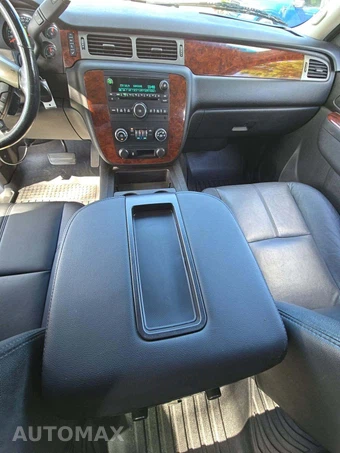 2013 Chevrolet Tahoe LS 1LS – miniatura 10
