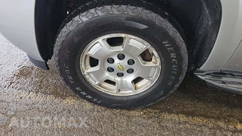 2013 Chevrolet Tahoe LS 1LS – miniatura 25