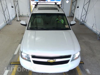 2013 Chevrolet Tahoe LT 1LT – miniatura 2