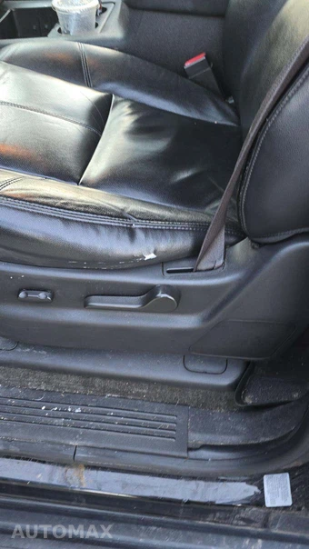 2013 Chevrolet Tahoe LT 1LT – miniatura 27