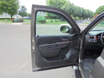 2013 Chevrolet Tahoe LT 1LT – miniatura 44