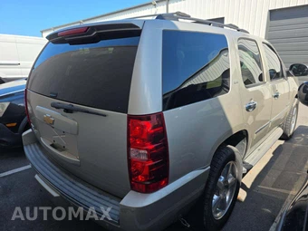 2013 Chevrolet Tahoe LTZ 1LZ - miniatura 3