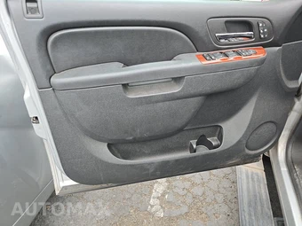 2013 Chevrolet Tahoe LTZ 1LZ - miniatura 9