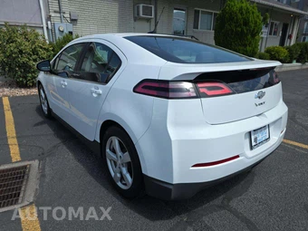 2013 Chevrolet Volt - miniatura 2