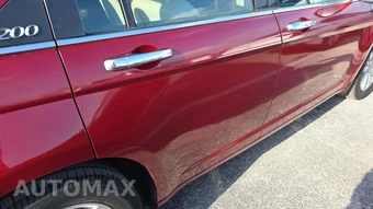 2013 Chrysler 200 Limited Sedan - miniatura 24