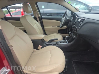 2013 Chrysler 200 Limited Sedan - miniatura 8