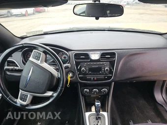 2013 Chrysler 200 Touring Convertible – miniatura 11