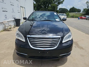 2013 Chrysler 200 Touring Convertible – miniatura 2