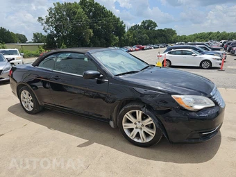 2013 Chrysler 200 Touring Convertible – miniatura 3