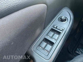 2013 Chrysler 200 Touring Sedan – miniatura 15