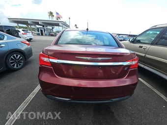 2013 Chrysler 200 Touring Sedan – miniatura 5