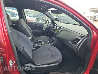 2013 Chrysler 200 Touring Sedan – miniatura 8