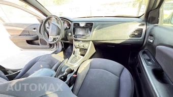 2013 Chrysler 200 Touring Sedan – miniatura 14