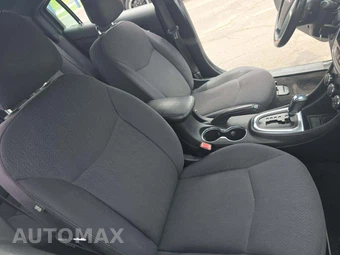 2013 Chrysler 200 Touring Sedan – miniatura 15