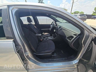 2013 Chrysler 200 Touring Sedan – miniatura 18