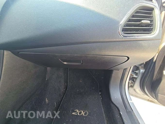 2013 Chrysler 200 Touring Sedan – miniatura 19
