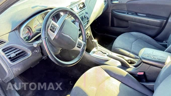 2013 Chrysler 200 Touring Sedan - miniatura 13
