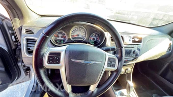 2013 Chrysler 200 Touring Sedan - miniatura 15