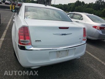 2013 Chrysler 300 – miniatura 5