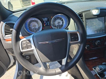 2013 Chrysler 300 - miniatura 10
