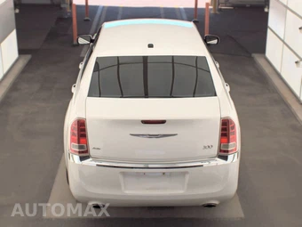 2013 Chrysler 300 - miniatura 5