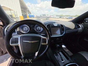 2013 Chrysler 300C – miniatura 11