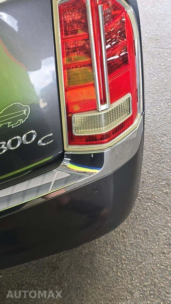 2013 Chrysler 300C – miniatura 34