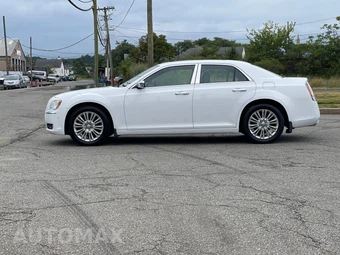 2013 Chrysler 300C - miniatura 4