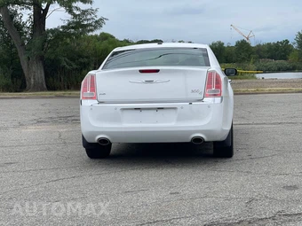 2013 Chrysler 300C - miniatura 6