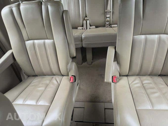 2013 Chrysler Town & Country Touring 121.2" WB - miniatura 11