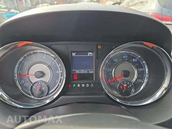 2013 Chrysler Town & Country Touring 121.2" WB - miniatura 8