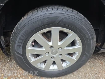 2013 Chrysler Town & Country Touring 121.2" WB – miniatura 10