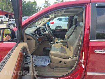 2013 Chrysler Town & Country Touring L 121.2" WB - miniatura 3