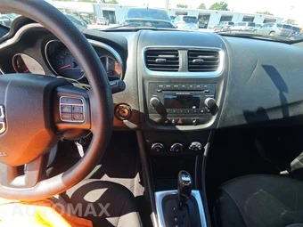 2013 Dodge Avenger SE - miniatura 11