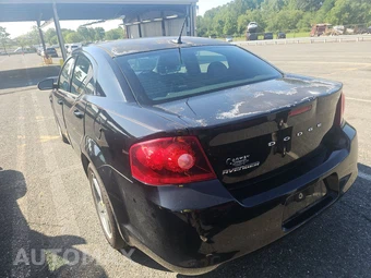 2013 Dodge Avenger SE V6 – miniatura 6