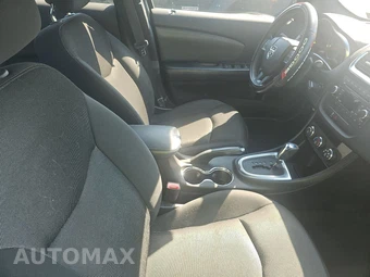 2013 Dodge Avenger SE V6 – miniatura 8
