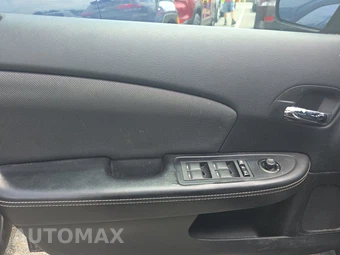 2013 Dodge Avenger SE V6 – miniatura 9