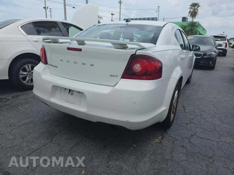 2013 Dodge Avenger SXT - miniatura 3