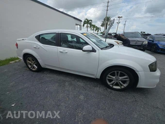2013 Dodge Avenger SXT - miniatura 4