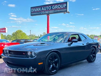 2013 Dodge Challenger R/T Plus - miniatura 4