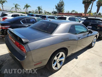 2013 Dodge Challenger R/T Plus – miniatura 4