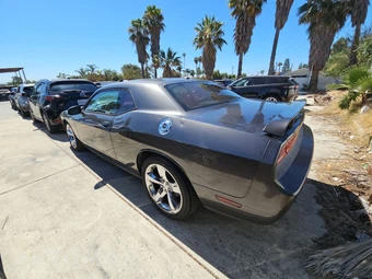 2013 Dodge Challenger R/T Plus – miniatura 6