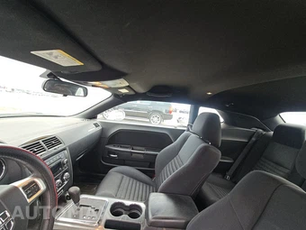 2013 Dodge Challenger SXT - miniatura 20