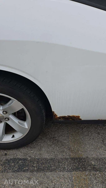 2013 Dodge Challenger SXT - miniatura 25