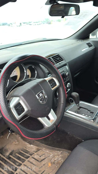 2013 Dodge Challenger SXT - miniatura 26