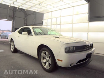 2013 Dodge Challenger SXT - miniatura 4
