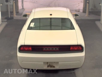 2013 Dodge Challenger SXT - miniatura 6