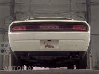 2013 Dodge Challenger SXT - miniatura 7