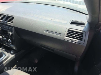 2013 Dodge Challenger SXT - miniatura 18