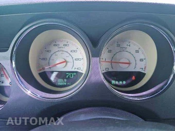 2013 Dodge Challenger SXT – miniatura 10